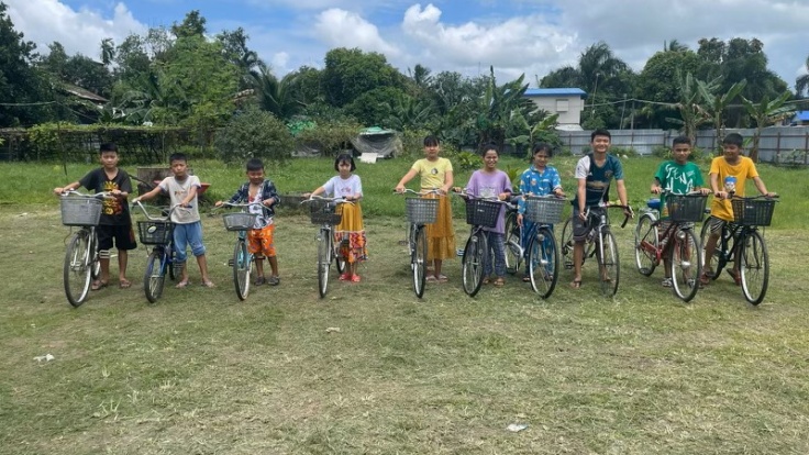 Orphans with bikes supplied by RTG